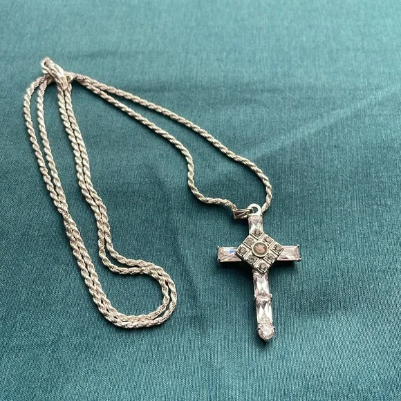 Italian 925 sterling silver cross necklace w/ stones & see-through center